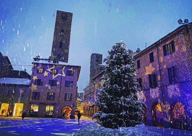 Historical Duomo Apartment Alba Екстер'єр фото