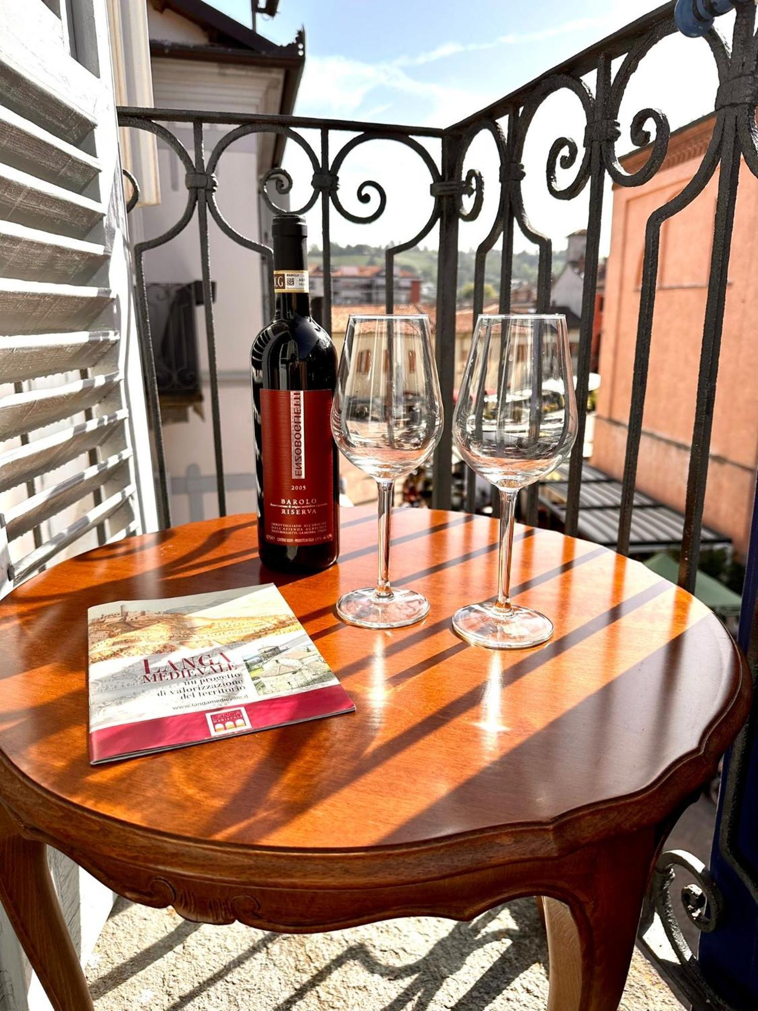 Historical Duomo Apartment Alba Екстер'єр фото